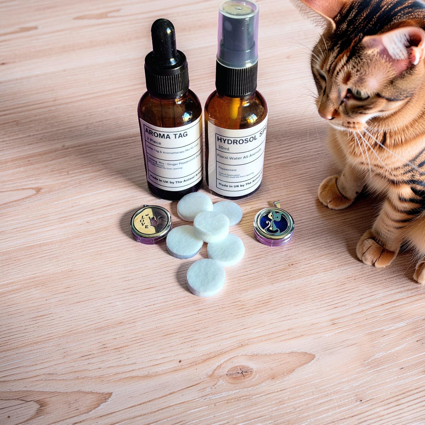 AROMA TAGS CAT